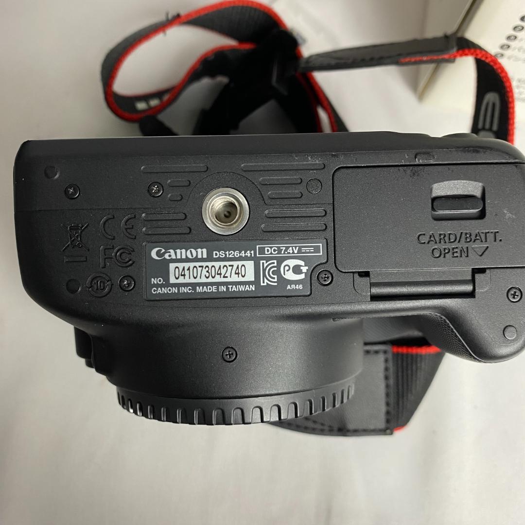 ★Canon EOS Kiss X7 キャノン ダブルズームキット バッグ付き