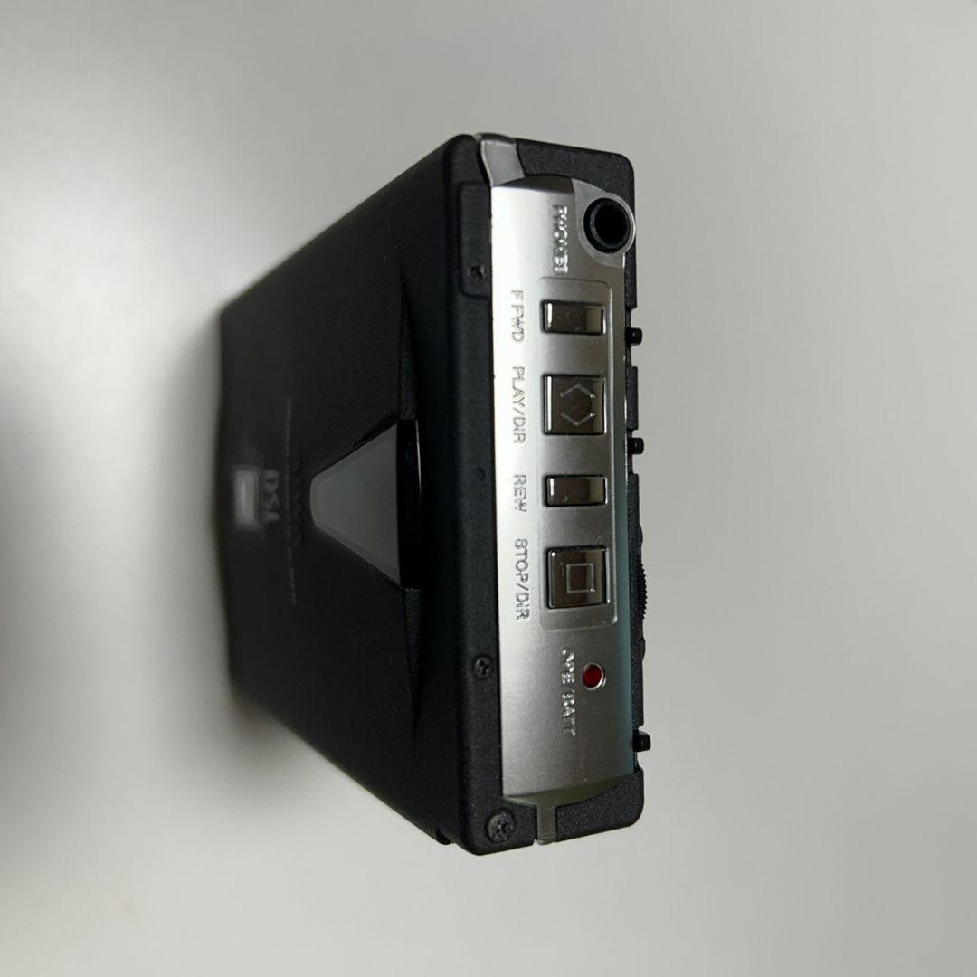 ジャンク　AIWA 　HS-PL30ポータブルカセットプレーヤーカセットデッキ