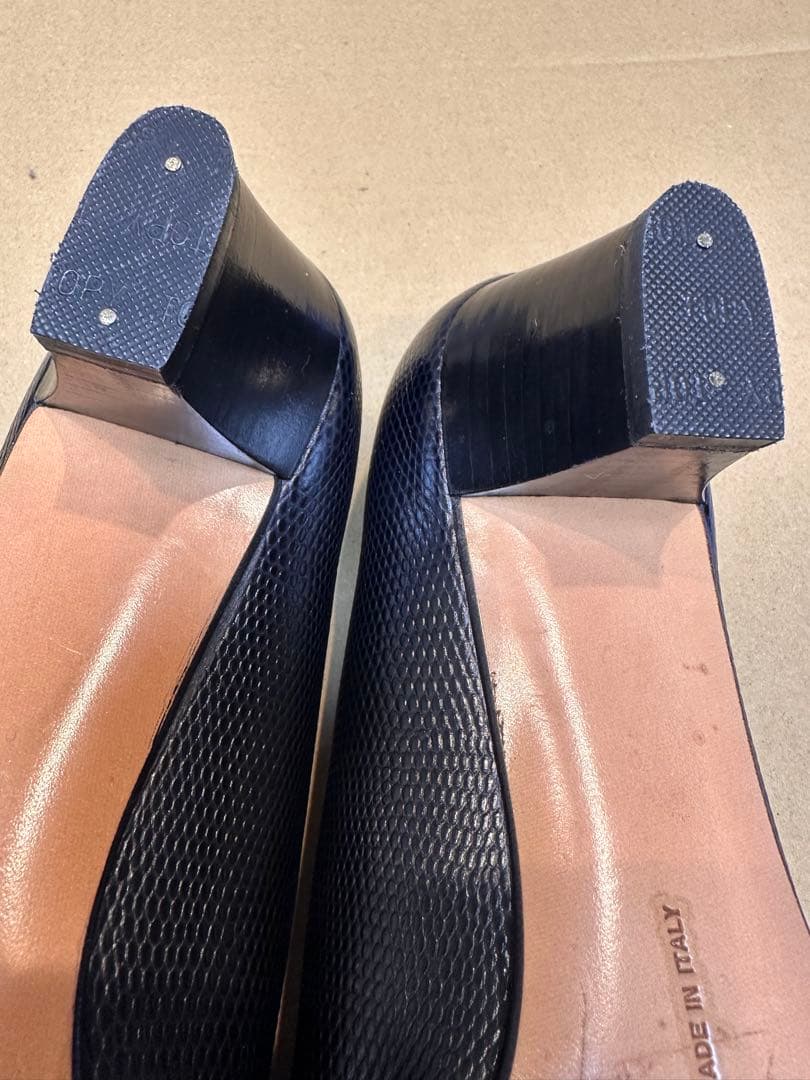 フェラガモ　　24.5㎝　パンプス