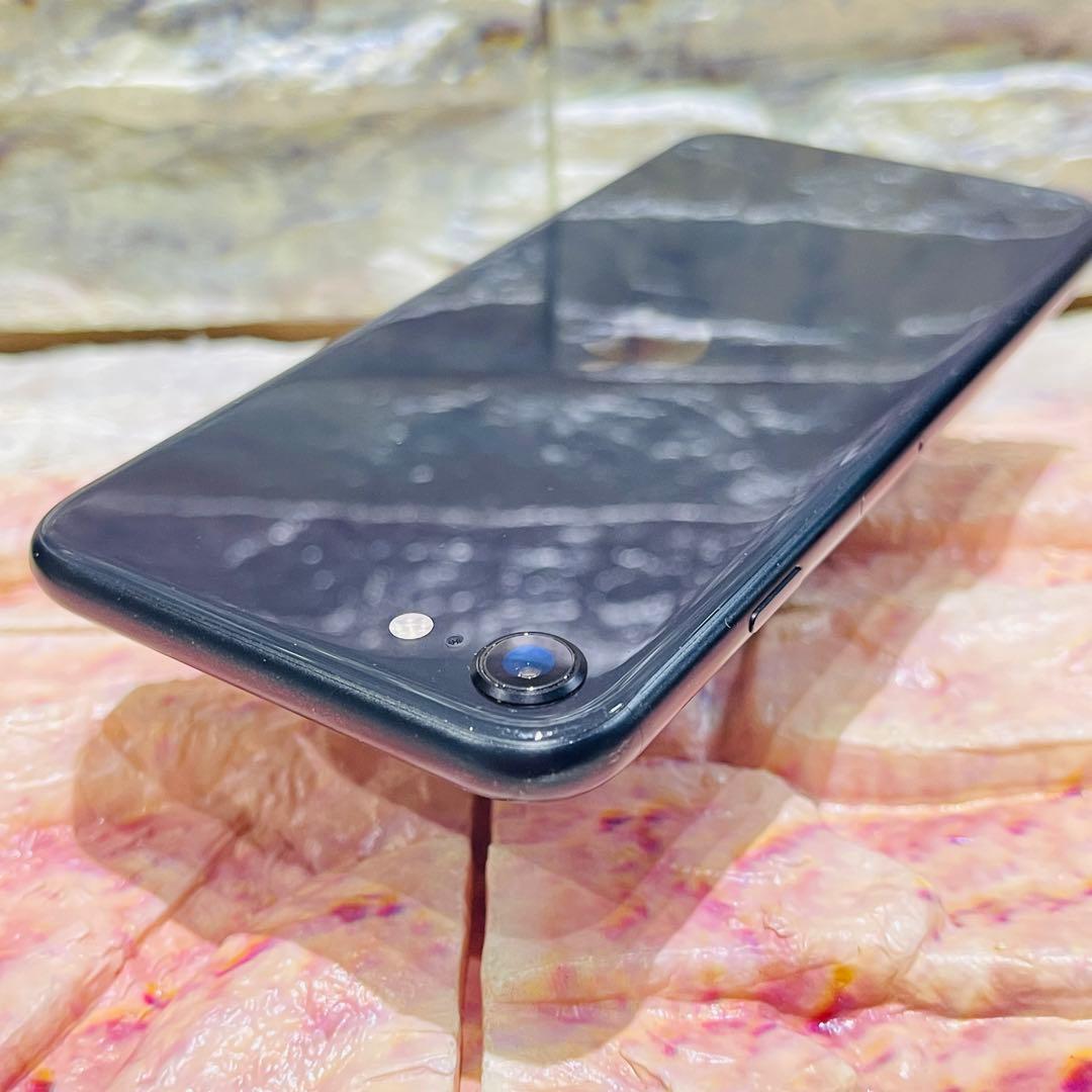 SIMフリー iPhoneSE2 128GB ブラック 新品電池