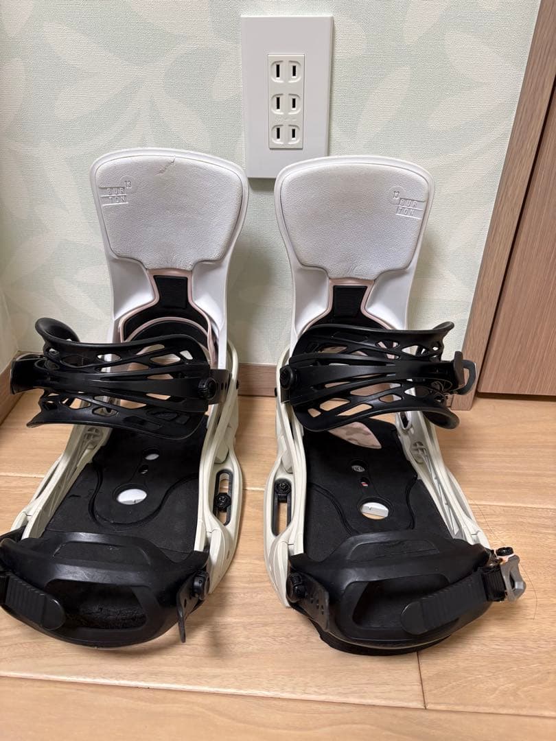 Burton CartelX EST ビンディング M ホワイト/ブラック
