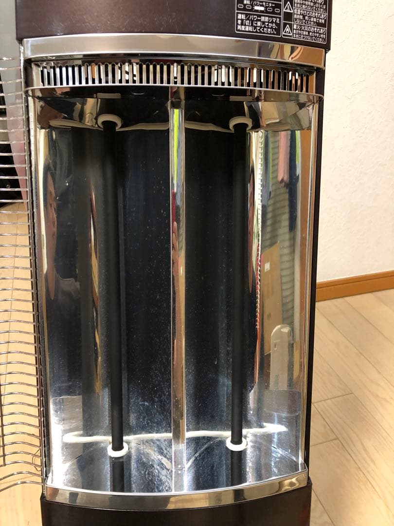 ダイキン　遠赤外線暖房機セラムヒーターDAIKIN