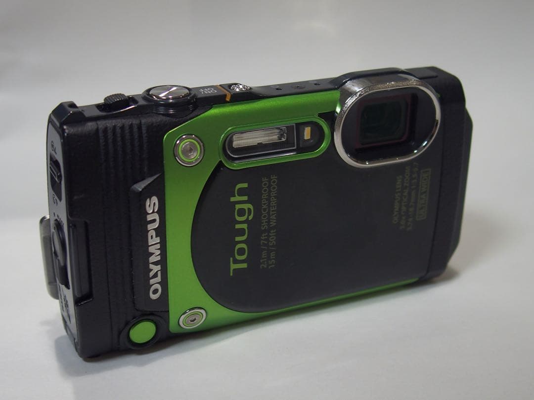 OLYMPUS Tough tg-870コンパクトデジタルカメラ