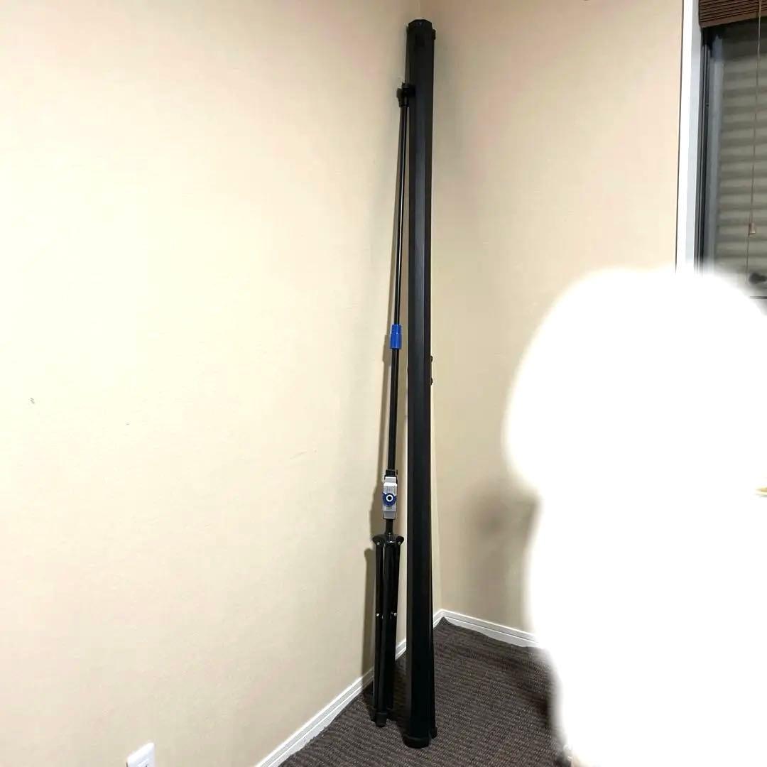 プロジェクタースクリーン　4K対応　自立式　100インチ　大きいサイズ