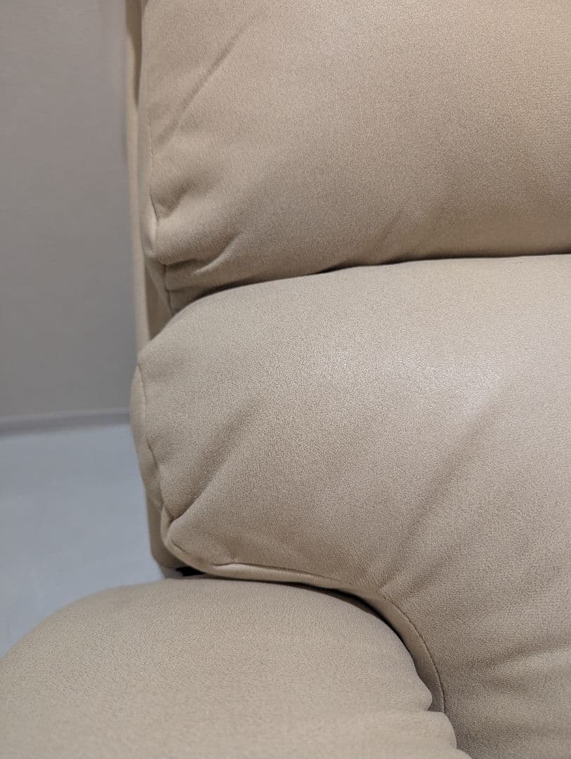 未使用 電動リクライニングソファ 1人掛け ソファ USBポート付き ベージュ