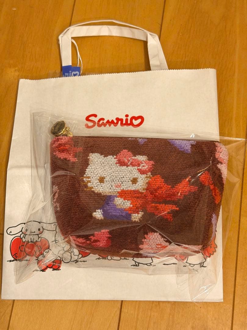 ハローキティ刺繍ポーチ ブラウン
