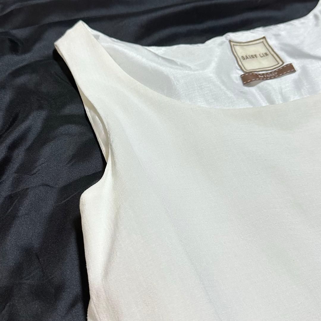 美品✨フォクシーデイジーリン ワンピース 白 ホワイト