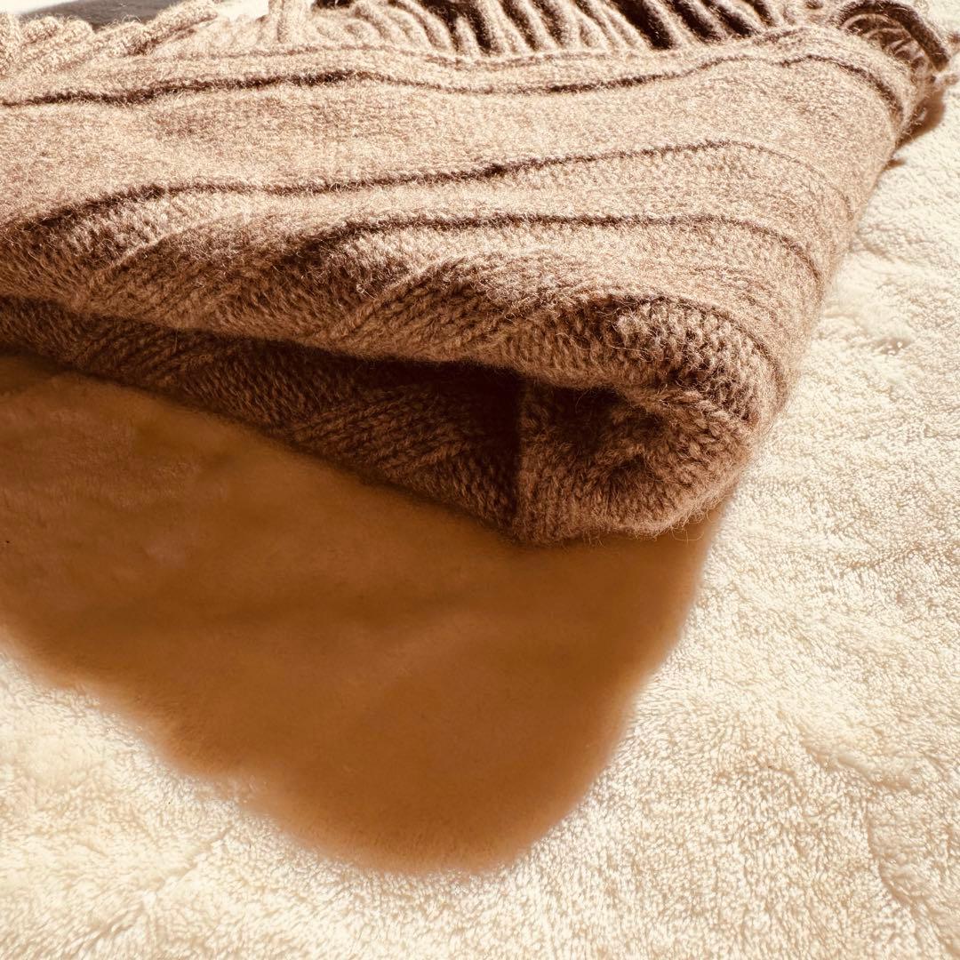 内モンゴル産　ヤクカシミヤ 100 ニット ポンチョ　フリンジ付き ブラウン系