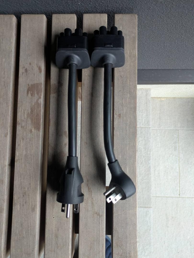 テスラ TESLA モバイルコネクター