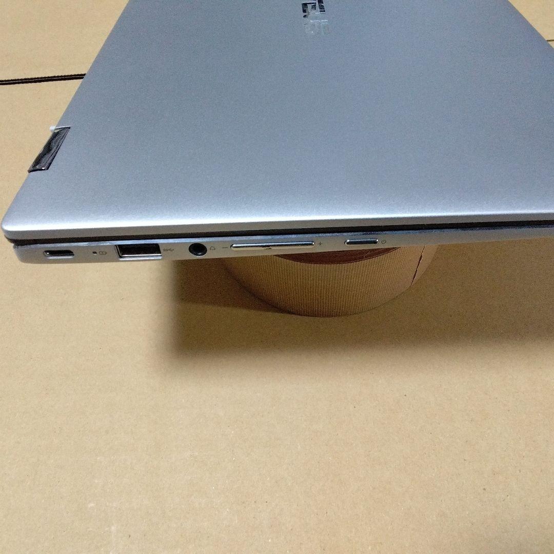 Chromebook本体 ASUS Chromebook C434TA