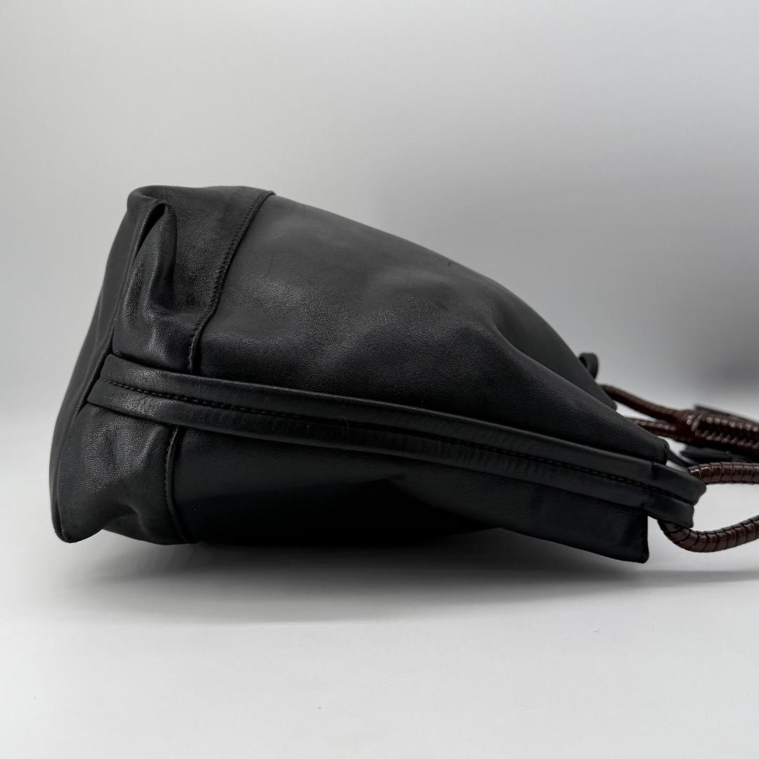 17591✨マルニ ポーチ付き レザー ハンドバッグ ブラック