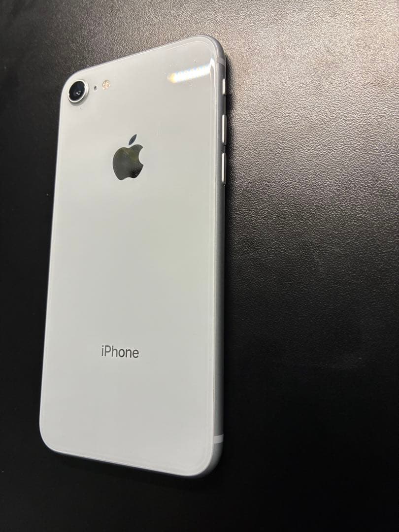 【美品】Apple iPhone 8 256GB SIMロック無し