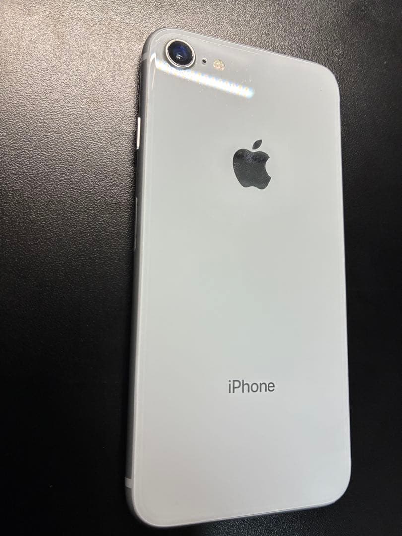 【美品】Apple iPhone 8 256GB SIMロック無し