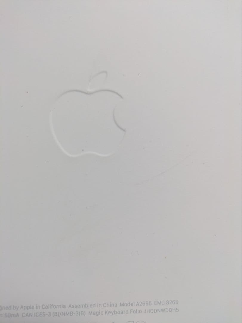 Magic Keyboard Folio ※ iPad（A16)(第10世代）