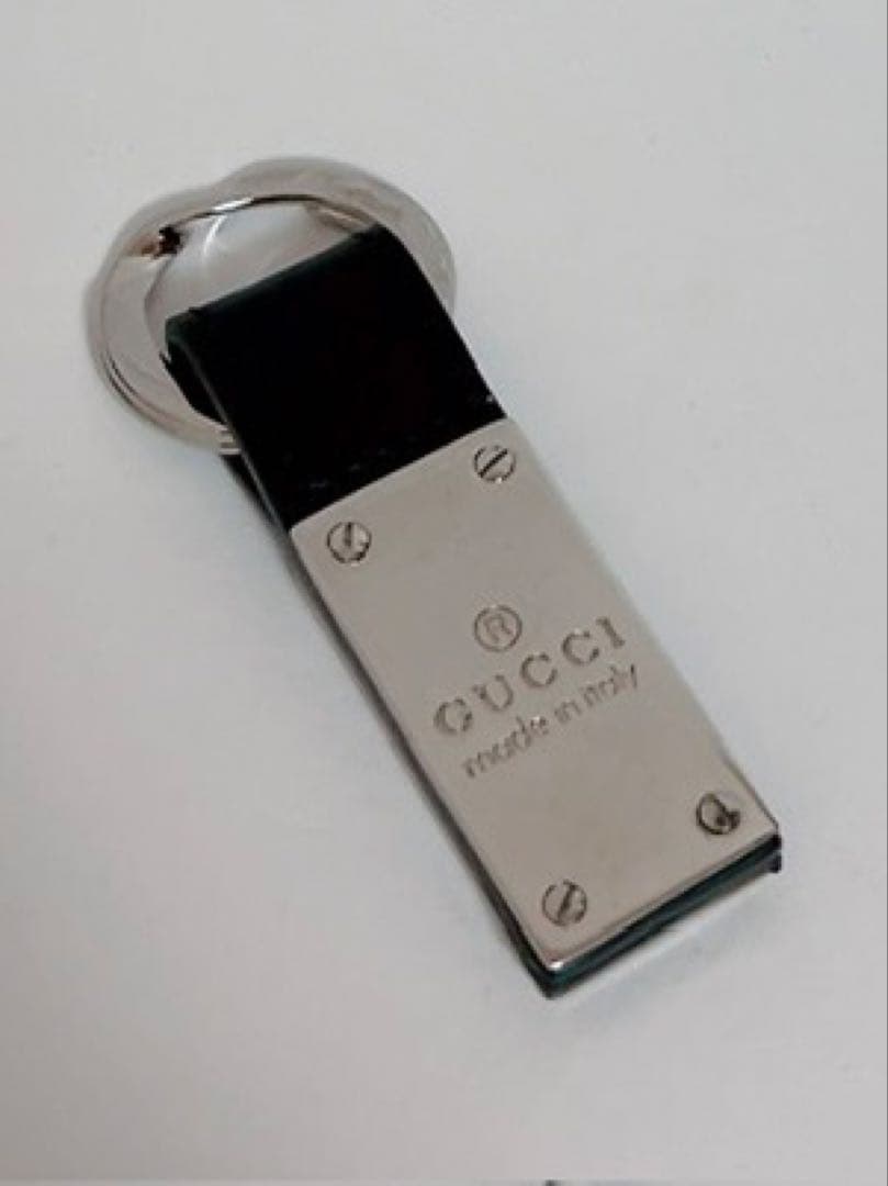 グッチ　GUCCI キーホルダー　キーリング　シルバー　未使用品