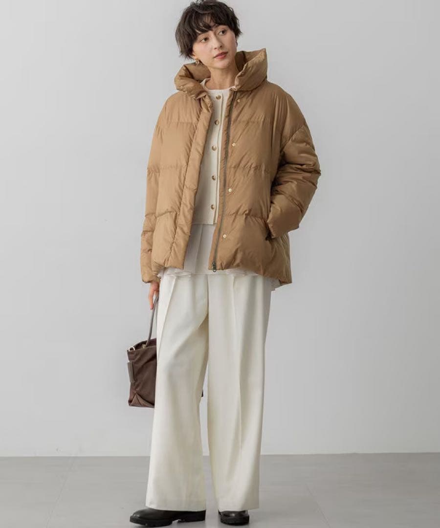 23区今季新品Oggi掲載シレータフタ ハイネック ショート ダウンコート 38