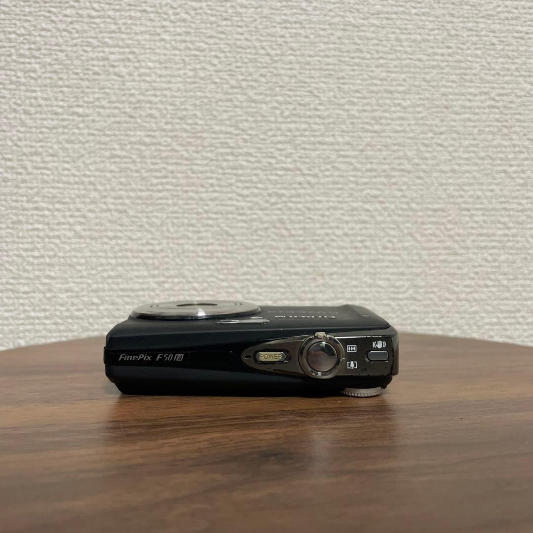 【オールドコンデジ】 FUJIFILM FinePix F50fd