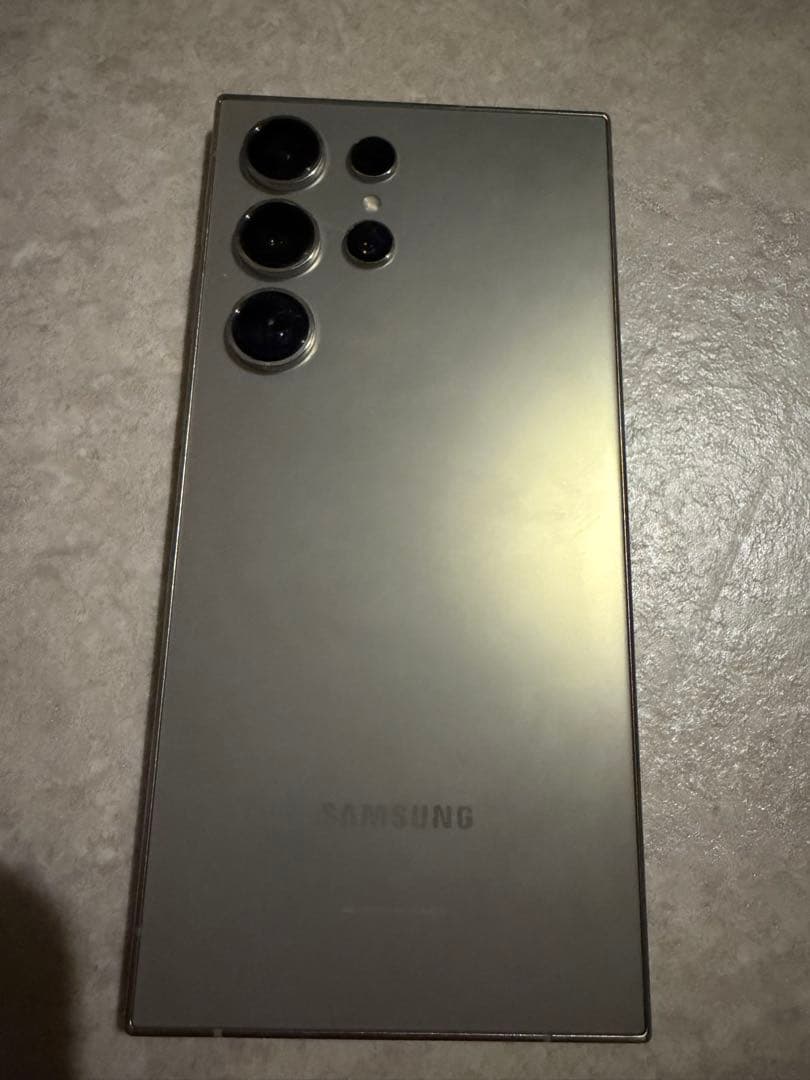 Samsung Galaxy S24 Ultra 256GB SIMフリー版