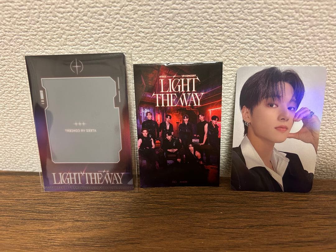値下げ☺︎ATEEZ ウヨンLIGHT THE WAY VR特典 セット