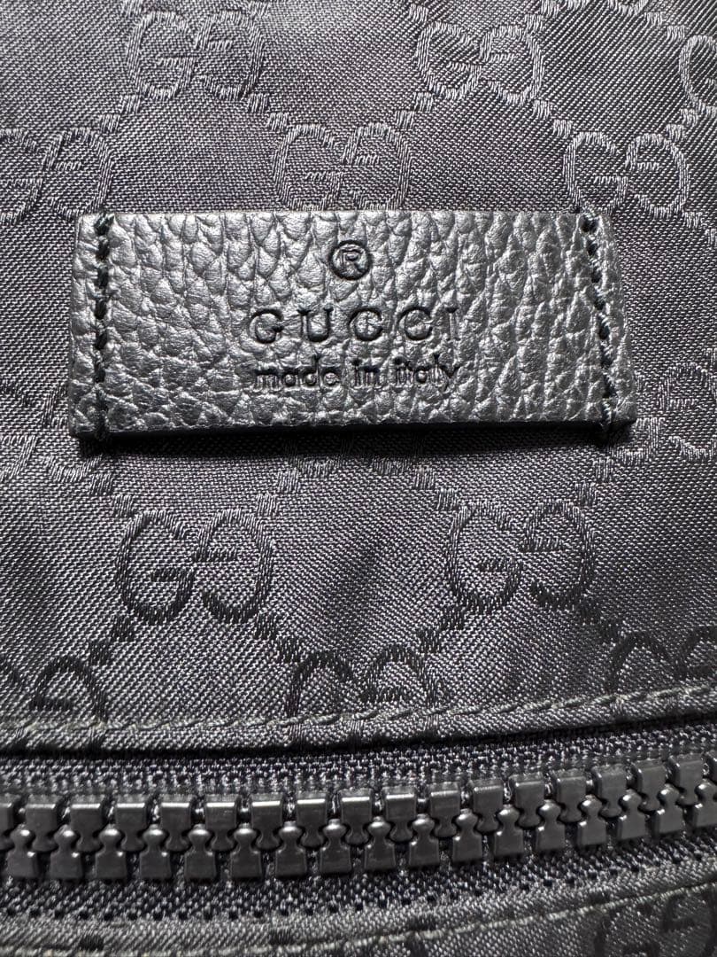 GUCCI グッチ GG柄 ショルダーバッグ