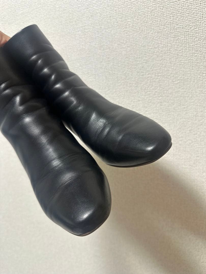 ダイアナ　DIANA ショートブーツ　ブラック　黒　レザー　革　バックファスナー