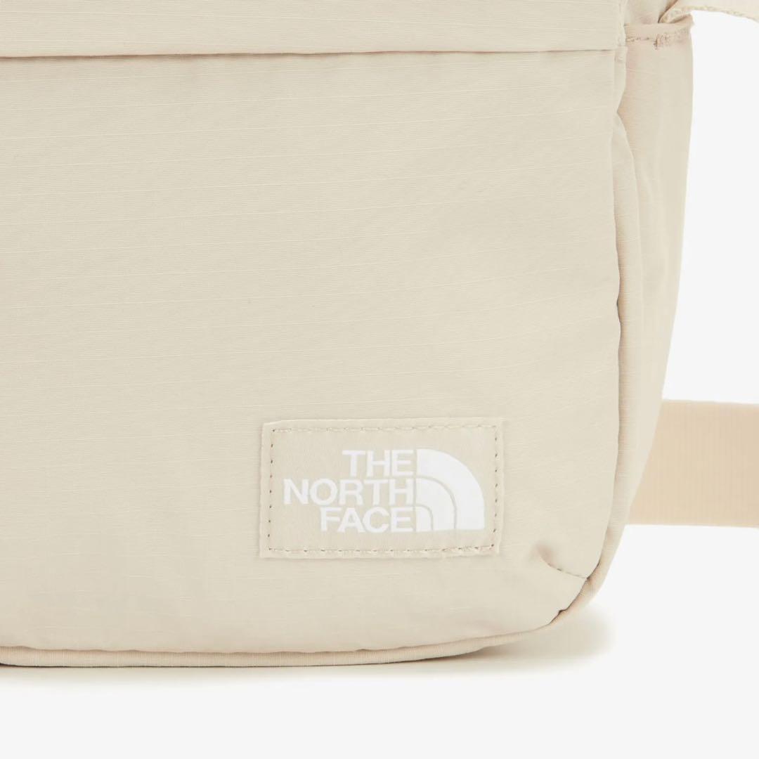 【韓国限定・新品】ノースフェイス トラベルクロスバッグM ホワイトサンド