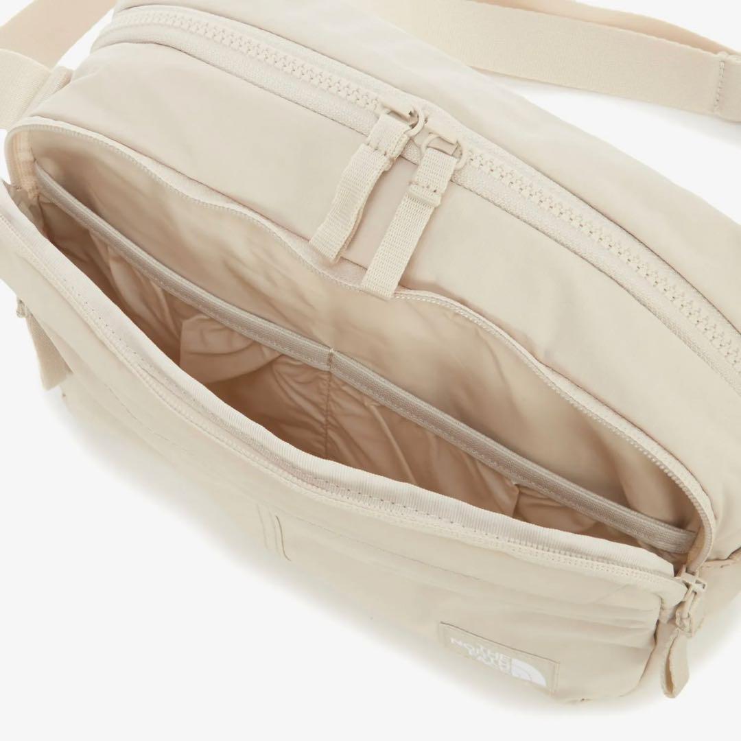 【韓国限定・新品】ノースフェイス トラベルクロスバッグM ホワイトサンド