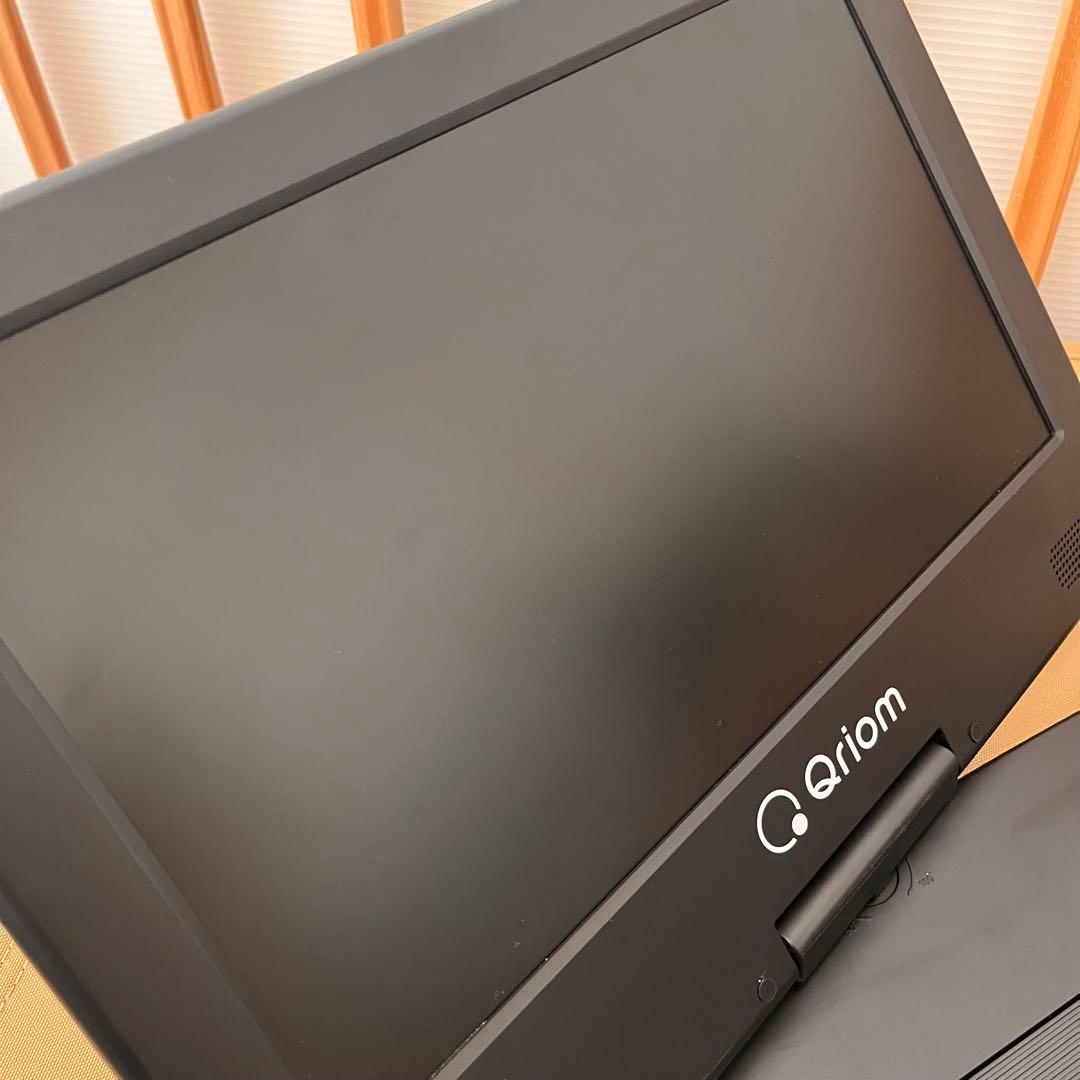 Qriom 13.3インチ ポータブル Blu-rayプレーヤー