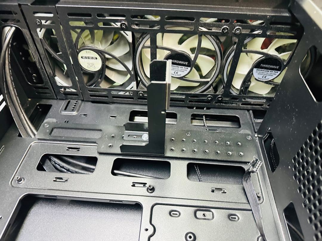 現状品ガレリアCrazy Raccoon コラボゲーミングPC透明ガラスケース