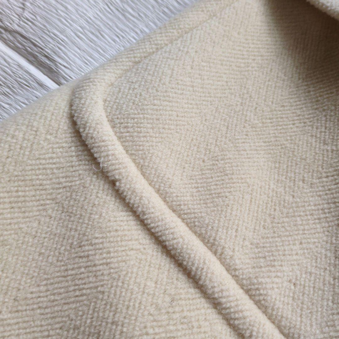 BURBERRY　レディース　ダッフルコート　フード付き　40　 生成色