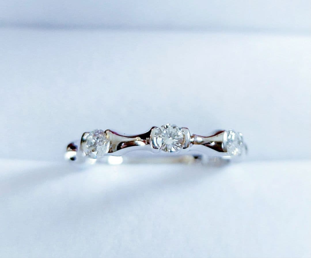 平和堂貿易 クイーンジュエリー Pt950 極上美 ダイヤモンドリング