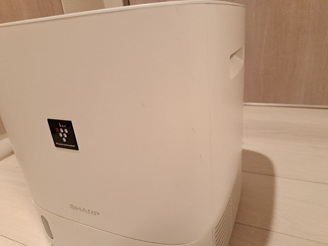 シャープ 衣類乾燥 除湿機 CV-P60-W デシカント式 5.6L