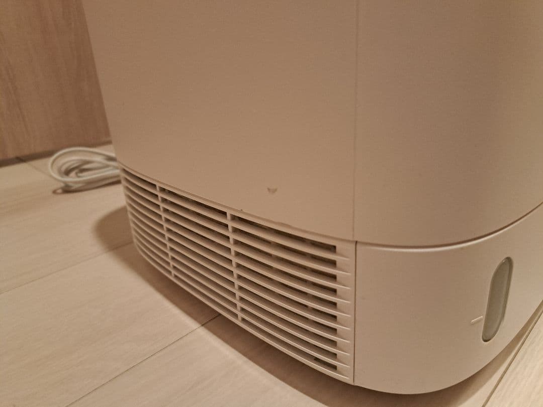 シャープ 衣類乾燥 除湿機 CV-P60-W デシカント式 5.6L