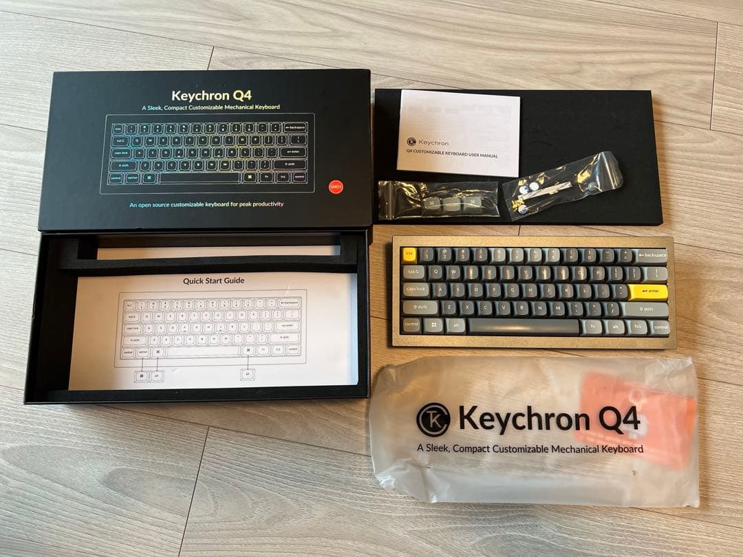 Keychron Q4 カスタムメカニカルキーボード (US ANSI 配列)