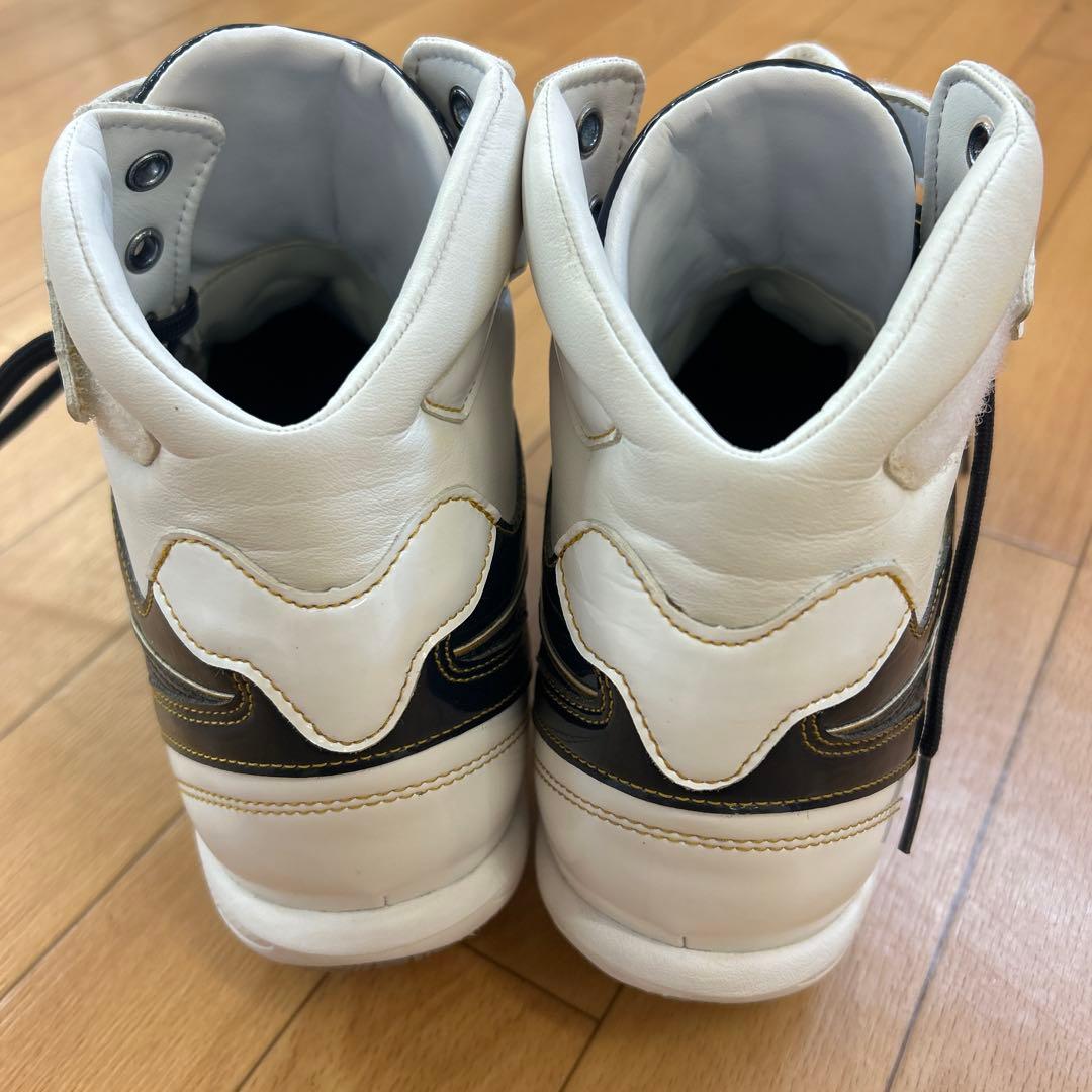 【未使用】asics野球シューズ スパイク　ホワイト/ネイビーブラック