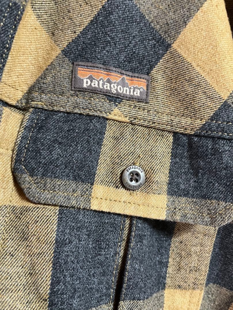 patagonia メンズM ファリアーズシャツ　STY53320FA22