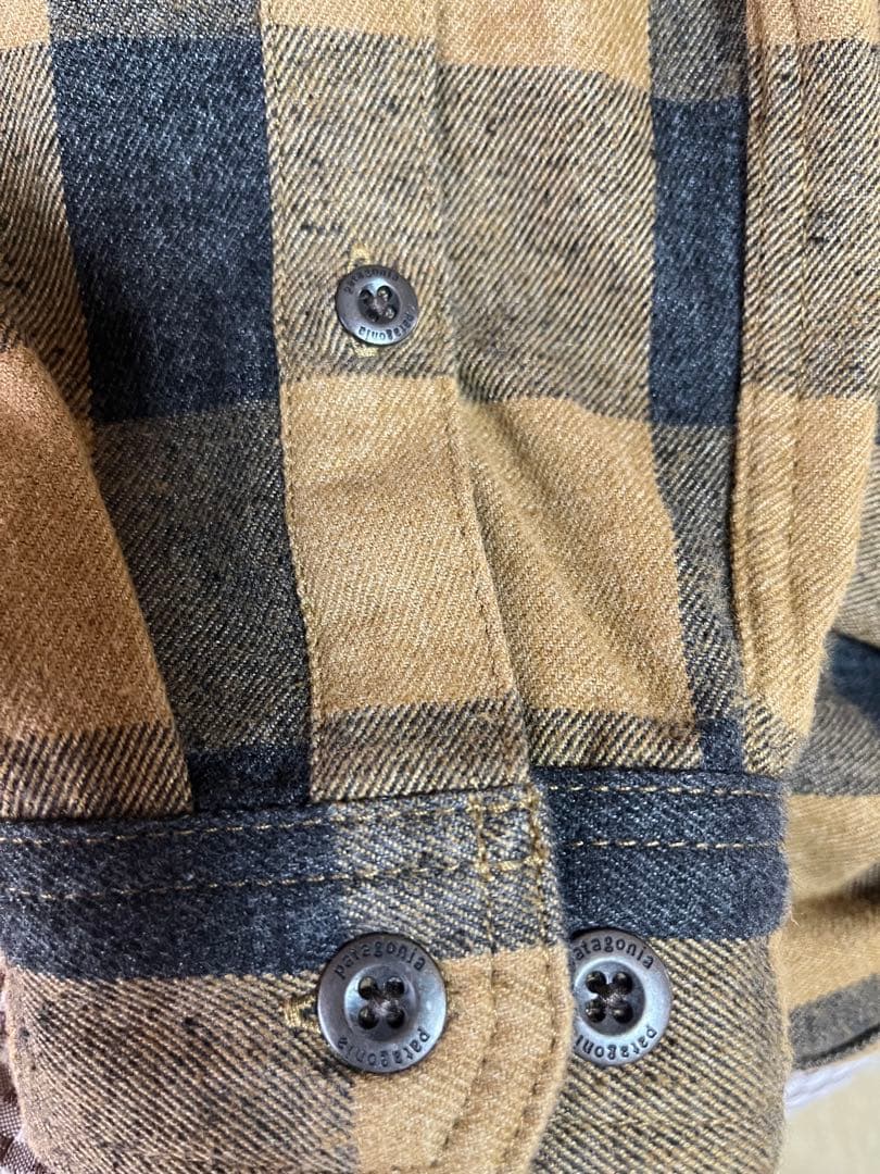 patagonia メンズM ファリアーズシャツ　STY53320FA22