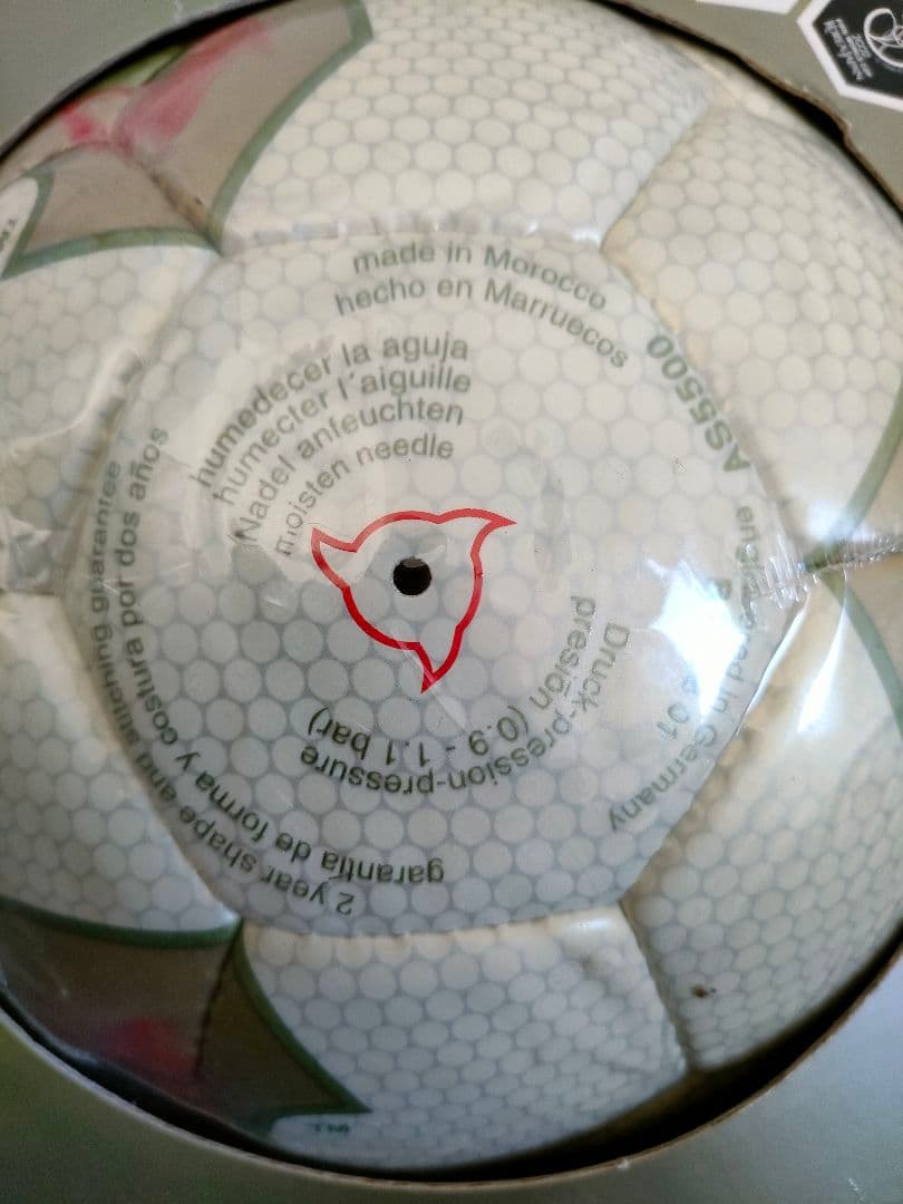 FIFAサッカー 2002年 日韓ワールドカップ公式球 5号【未開封】