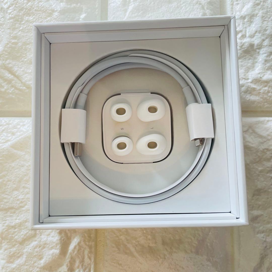 【第一世代】Apple AirPods Pro ワイヤレスイヤホン