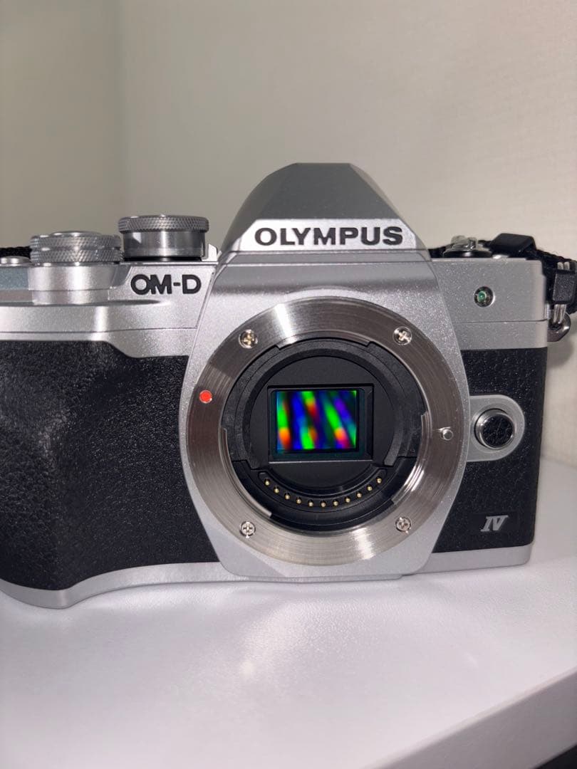 オリンパス OM-D E-M10 Mark4 & M.Zuiko Pro レンズ