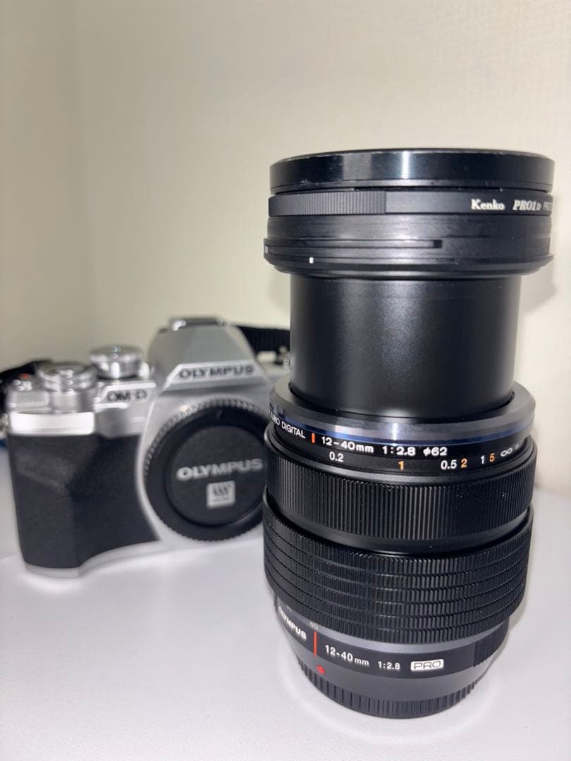 オリンパス OM-D E-M10 Mark4 & M.Zuiko Pro レンズ