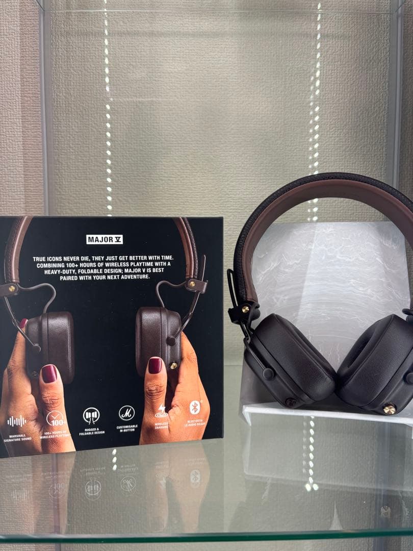 Marshall ワイヤレスオンイヤーヘッドホン Major V ブラウン