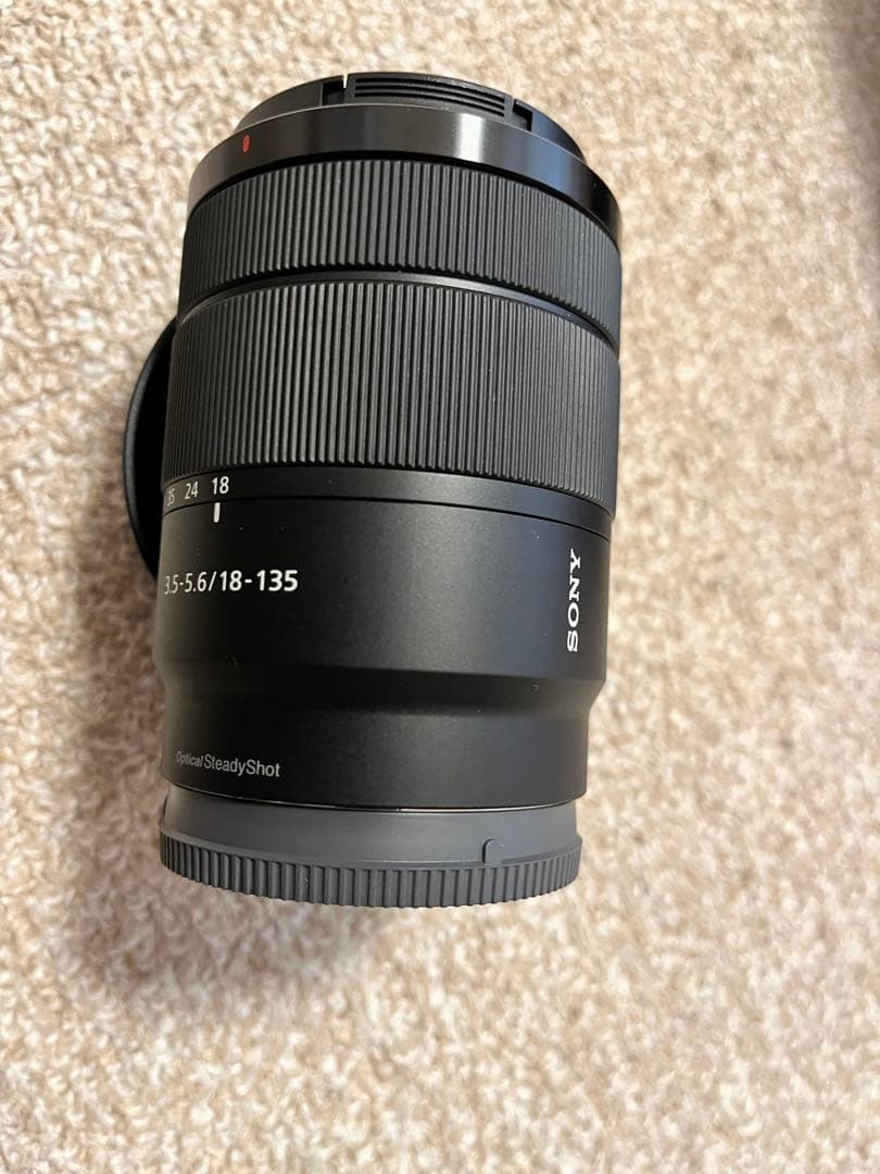 新品同様SONY 18-135mm f3.5-5.6 sel18135 ソニーe
