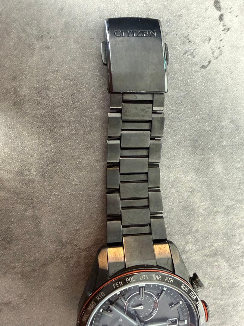 シチズン アテッサ エコドライブ　AT8185-62E