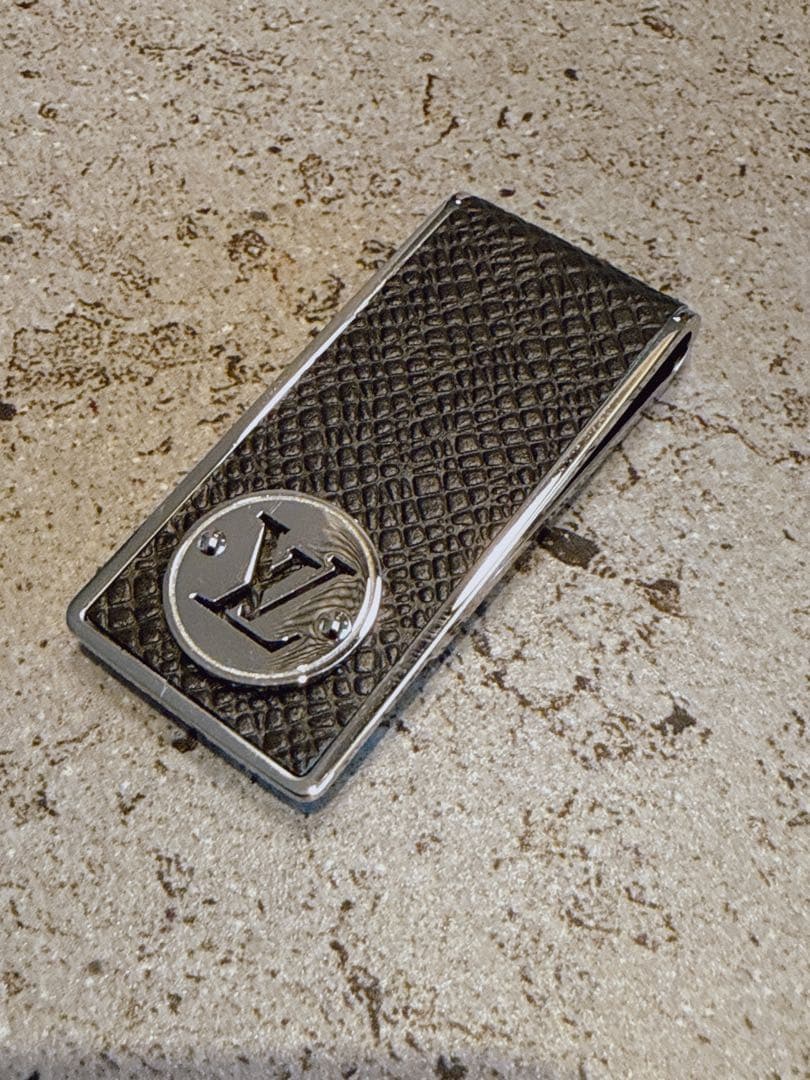 価格改定　Louis Vuitton マネークリップ ブラック　現品のみ