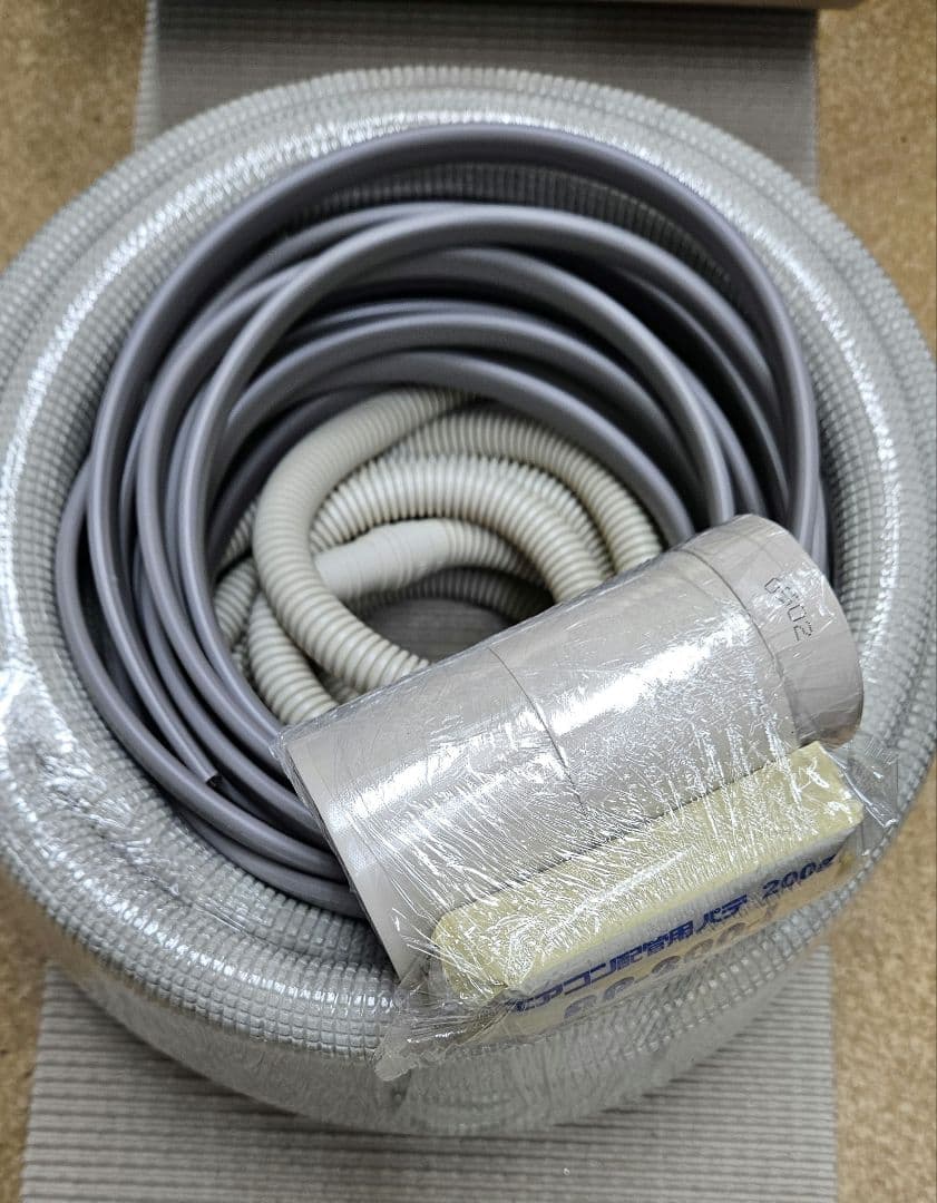 7m◆エアコン配管セット◆2分3分フレア加工済◆VVF、非粘着テープ2個他◆新品