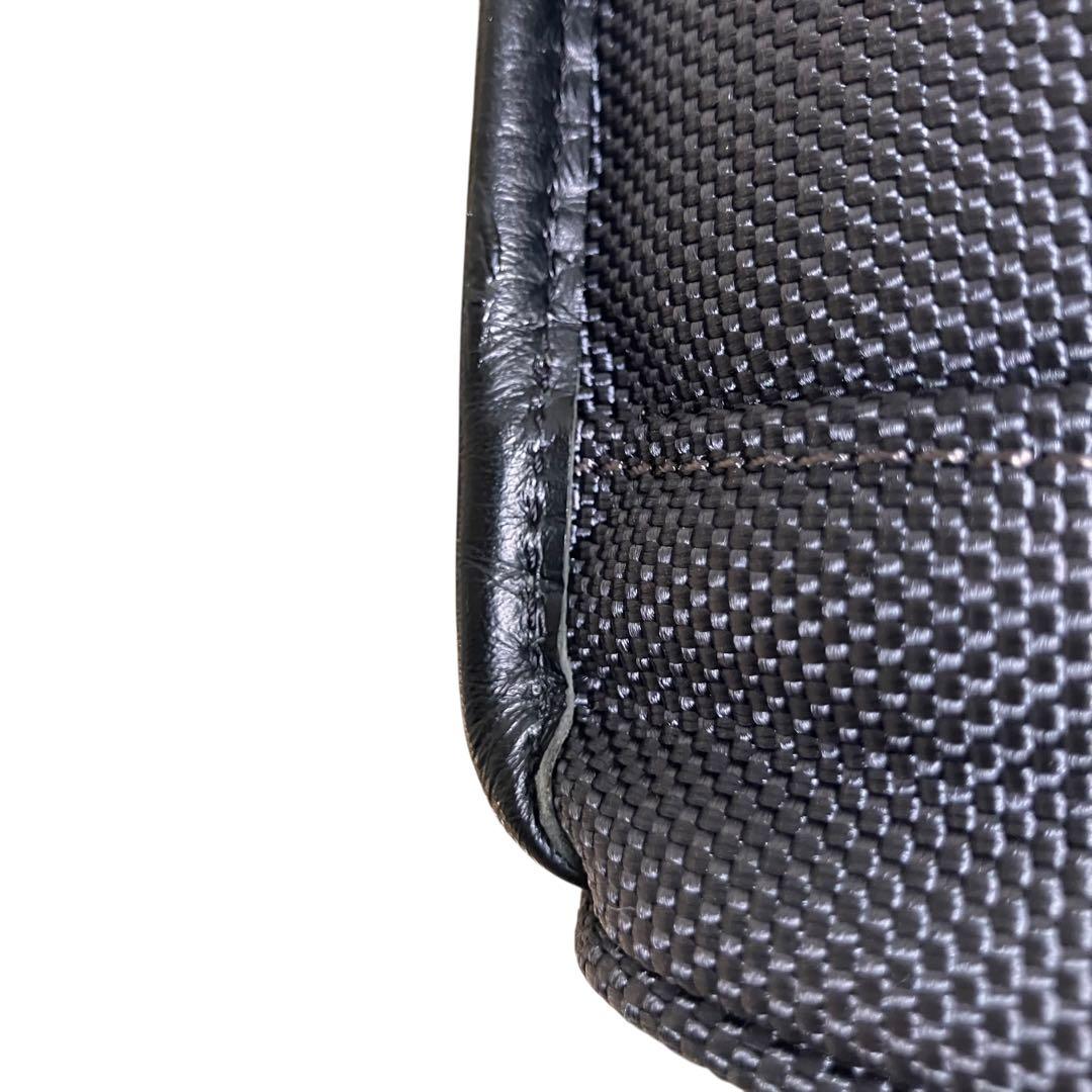 ✨美品✨バーバリーズ ヴィンテージ メッセンジャーバッグ 黒 グレー ナイロン