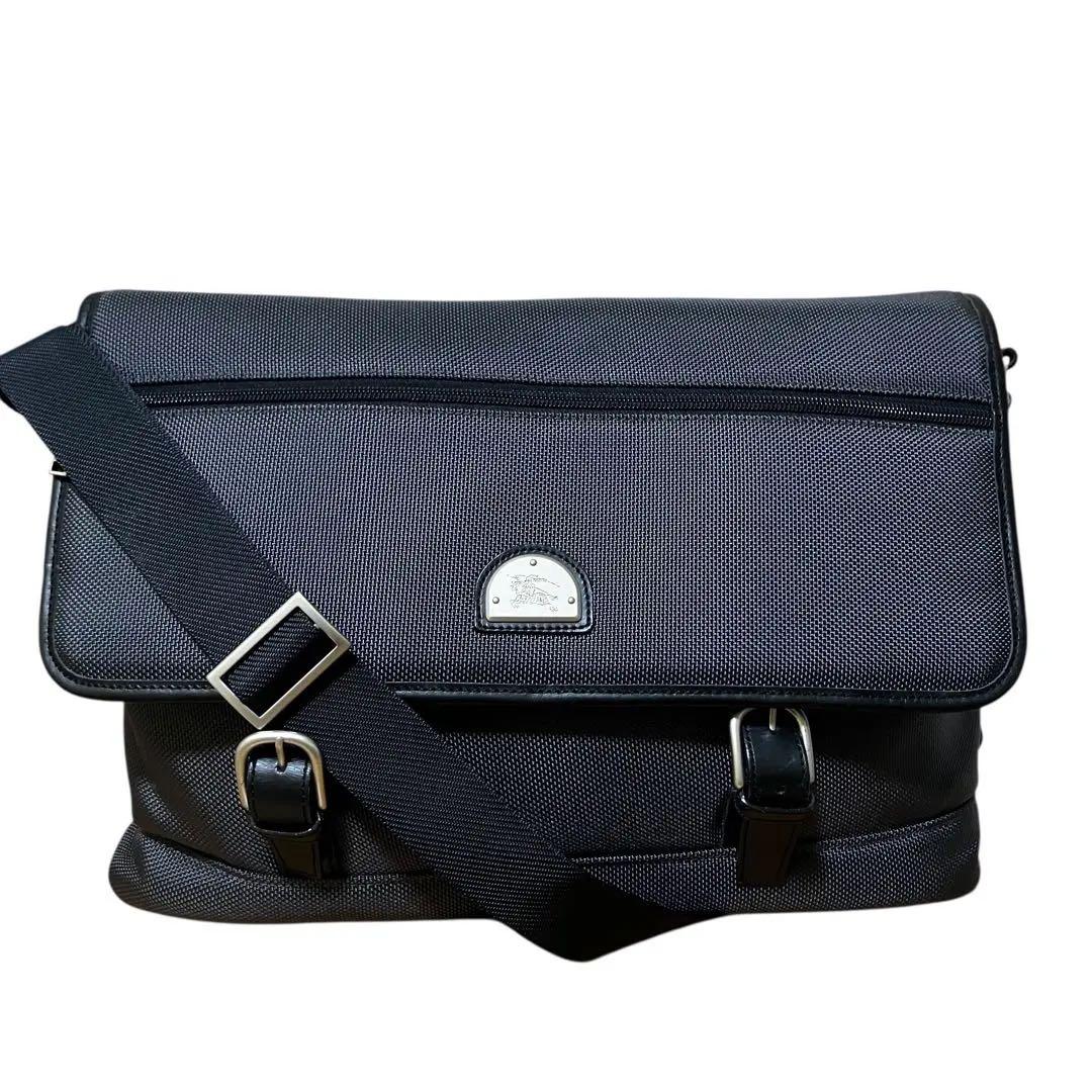 ✨美品✨バーバリーズ ヴィンテージ メッセンジャーバッグ 黒 グレー ナイロン