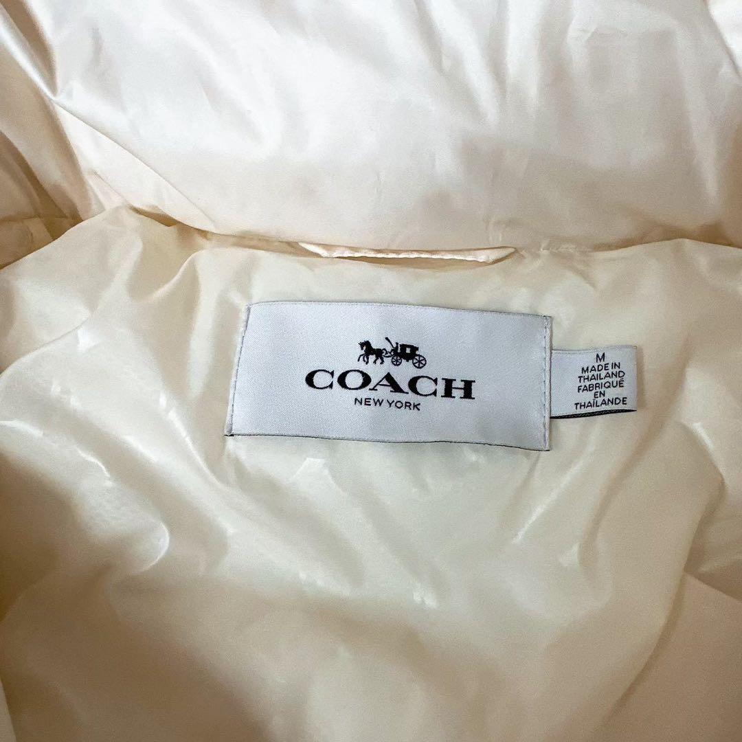 COACH コーチ ダウン ショート丈 ホワイト 総柄 ロゴ金具 M