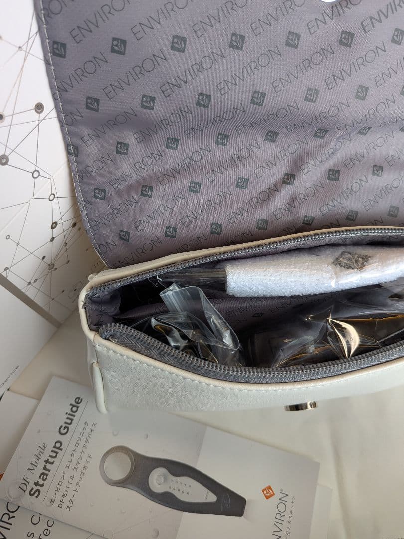 エンビロン エレクトロソニック ＤＦモバイル スキンケアデバイス 新品同様